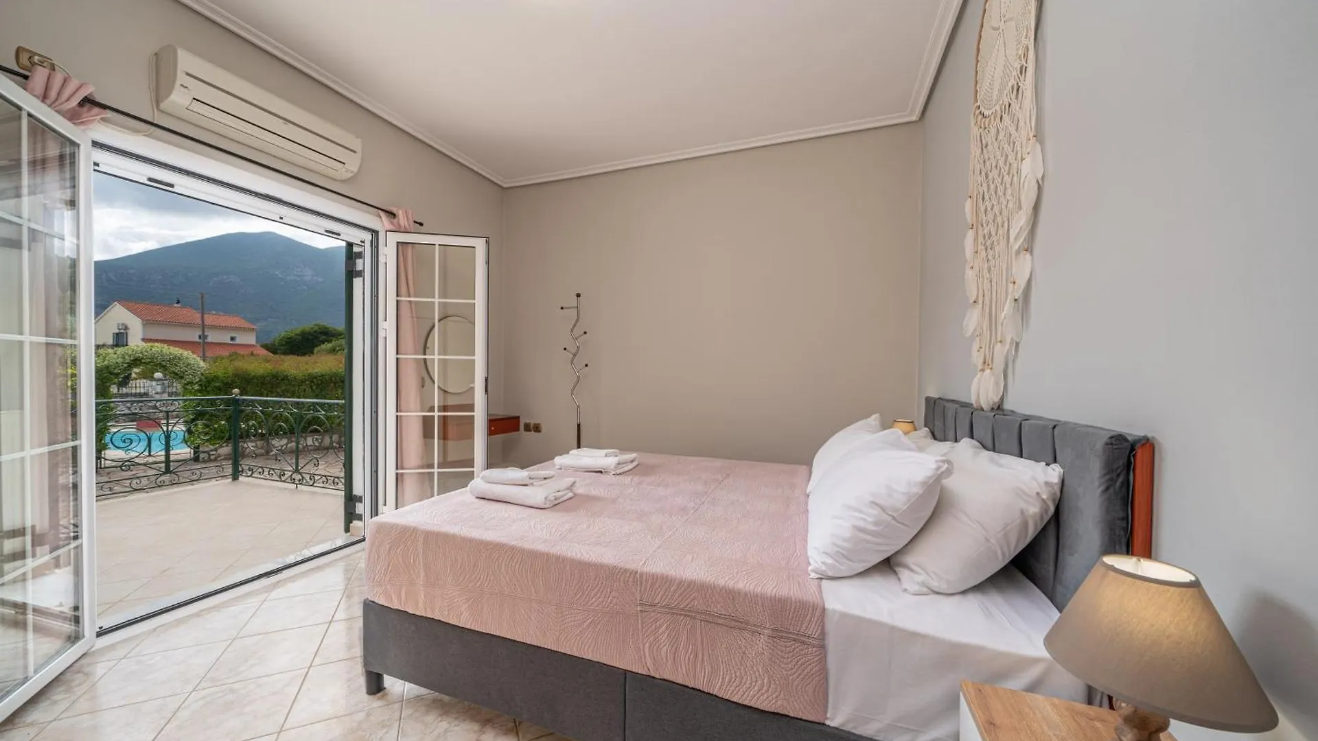 Arte Villa Margarita Apartment Számi Görögország